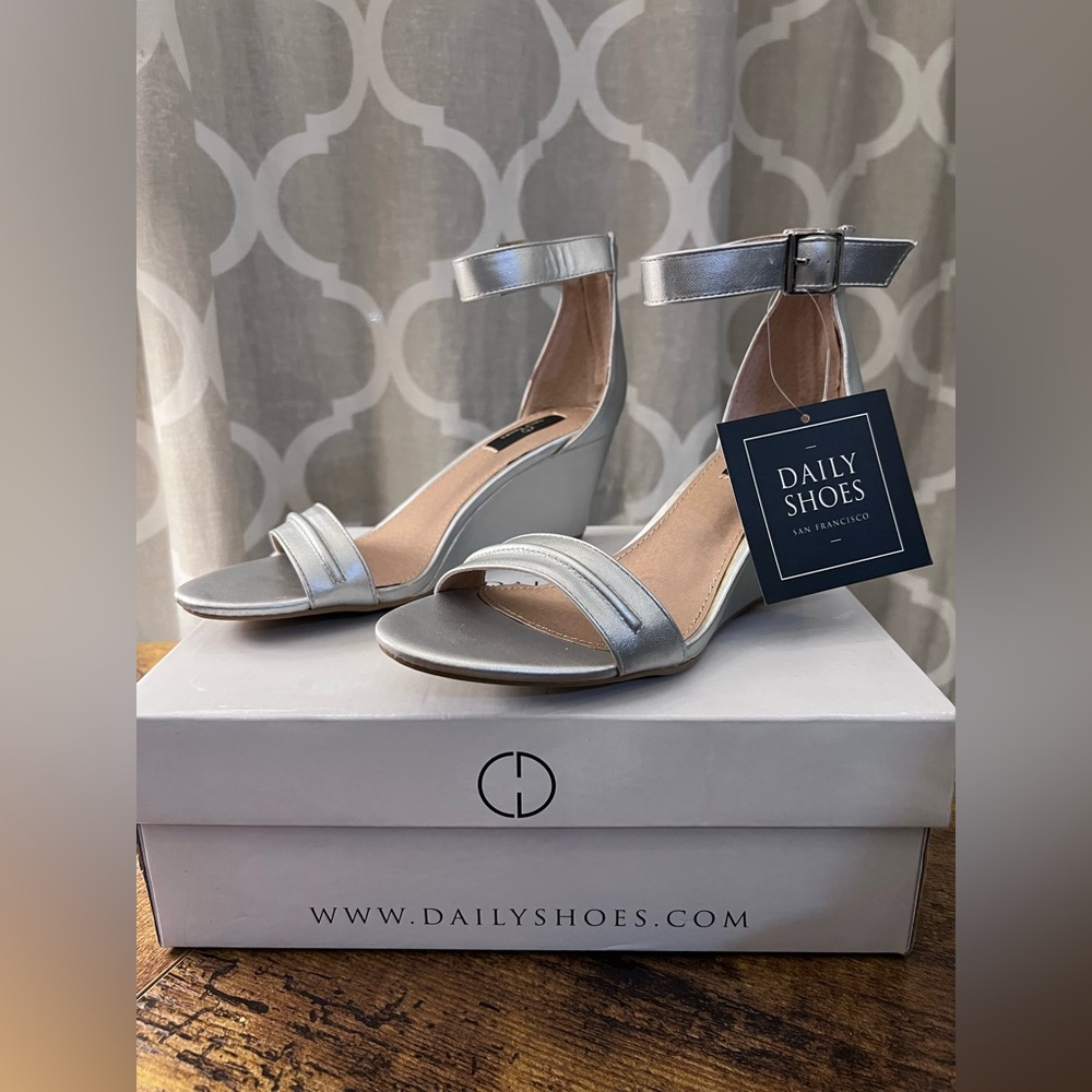 Daily Shoes - Women's Ankle Strap Wedge Sandals in Silver